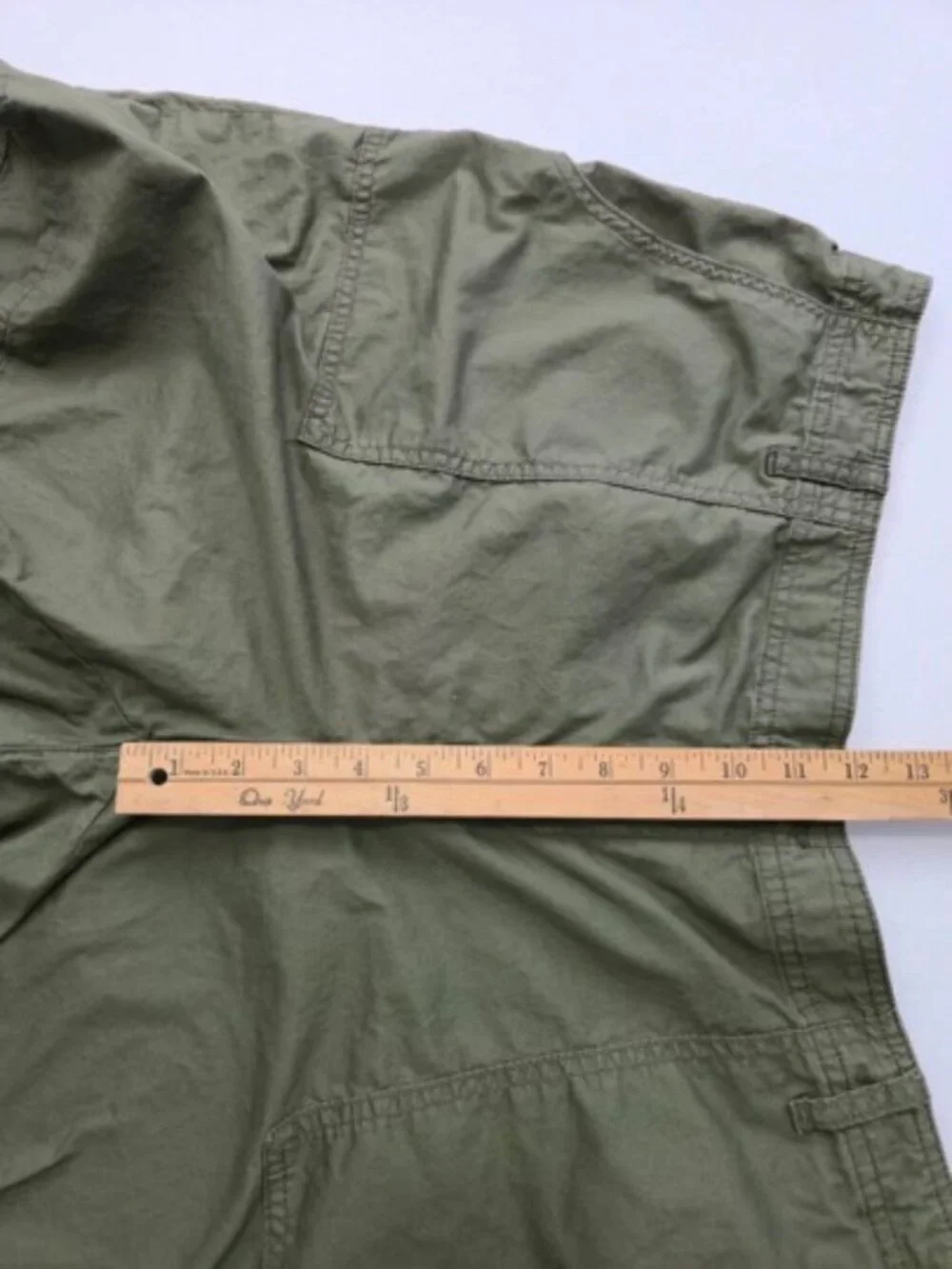 NWOT Liz Claiborne Army Green Utility Shorts 18W